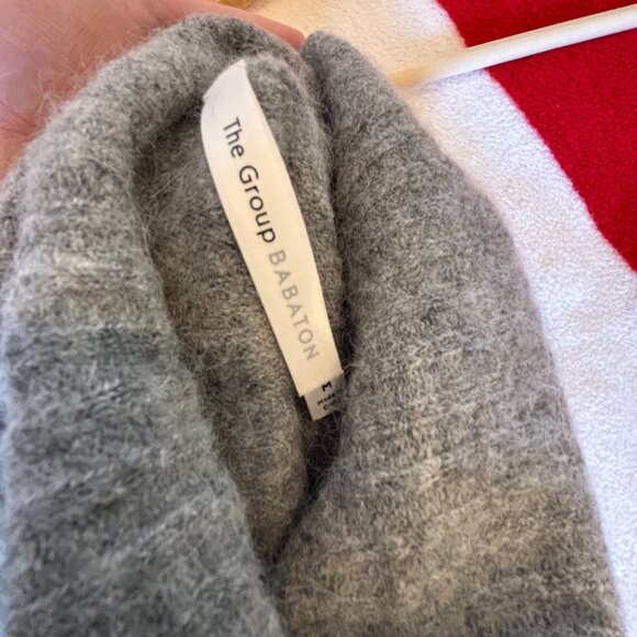 Classic Babaton Plutarch Turtleneck Sweater - Picture 3 of 4